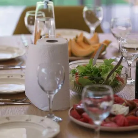 La Maison Du Soleil A 2 Pas De La