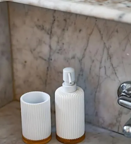 La Maison Du Soleil A 2 Pas De La Canet-en-Roussillon